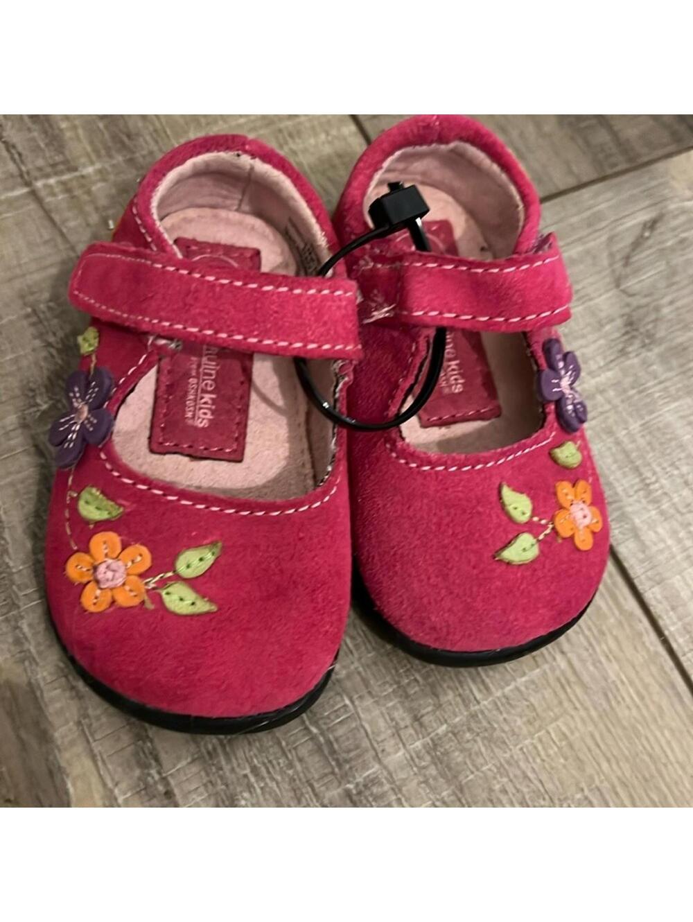 Girls Pink Floral Embroidered Mary Jane Shoes